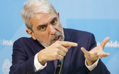 «Advertencia» del ministro Fernandez por la convocatoria al tractorazo hacia Plaza de Mayo