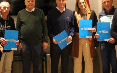 Busso entregó créditos a productores apícolas y ganaderos